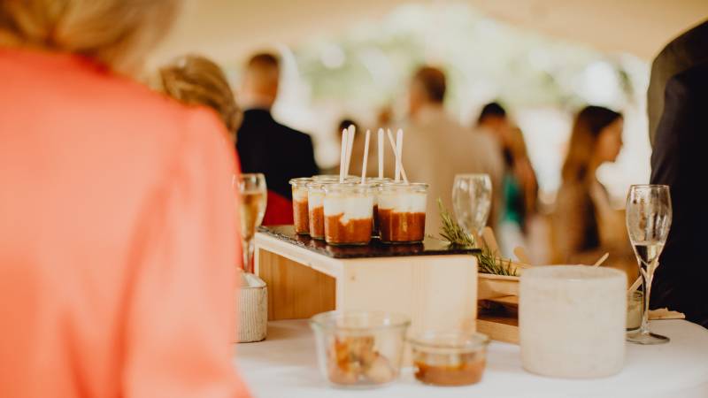 Ambiance parisienne, service sur mesure et décor élégant : le lieu idéal pour votre vin d’honneur à Paris 17