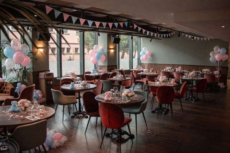 Partagez un moment plein d’émotions et de joie avec vos proches lors d’une fête de gender reveal conviviale et sur-mesure – Paris 17