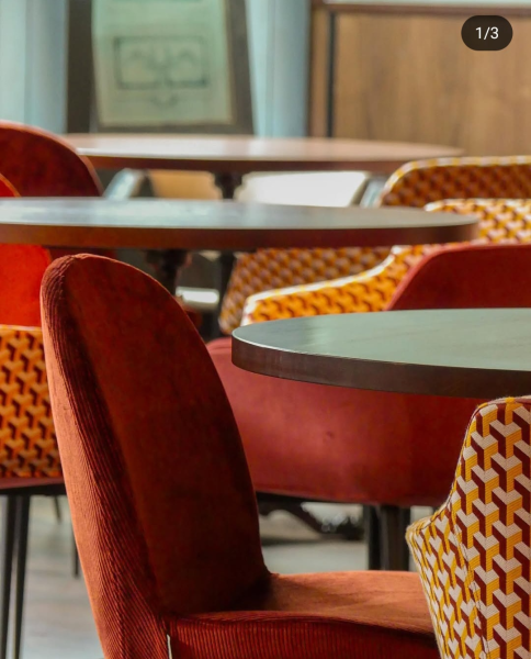 Un cadre raffiné pour célébrer votre réussite – Le Palais, restaurant avec salle privatisable à Paris 17