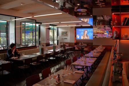 Notre zone d'activité pour ce service Trouver une brasserie parisienne ouverte tous les jours pour brunch en famille ou déjeuner d’entreprise avec terrasse privatisable